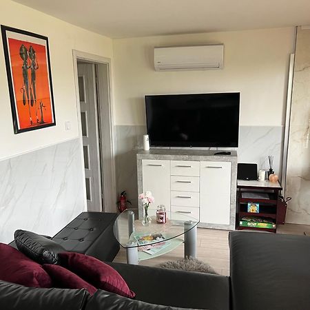 Johnys Apartment ออสตราวา ภายนอก รูปภาพ