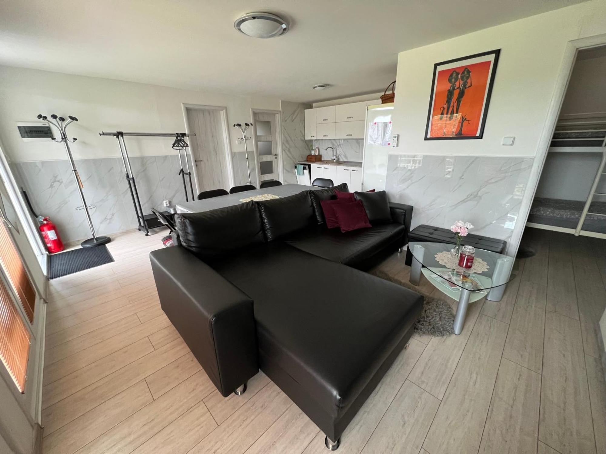 Johnys Apartment ออสตราวา ภายนอก รูปภาพ